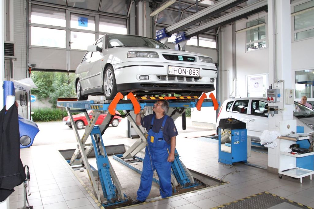 Idősebb autók műszaki vizsgája: üdvözli a döntést az Autóklub