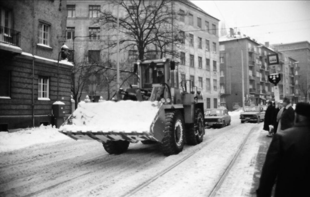 Különleges képeken az 1987-es nagy havazás
