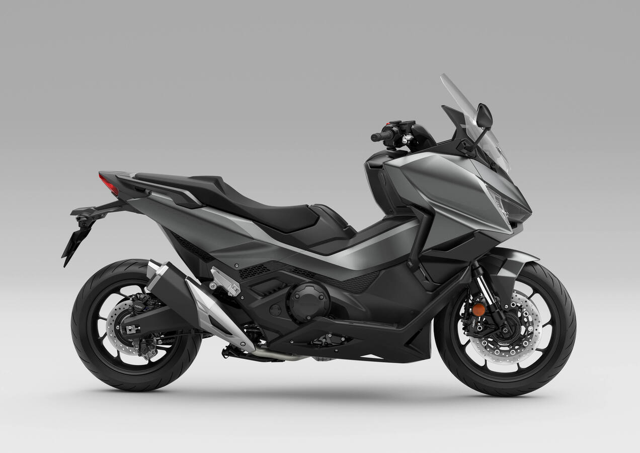 HONDA FORZA 750 (Modellév: 2027)
