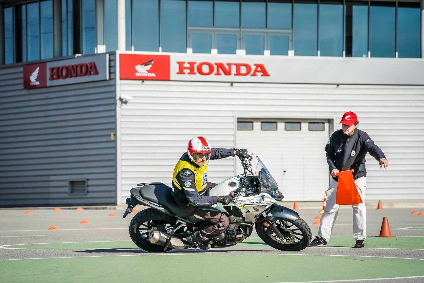 Több mint motorozás: 30 évnyi munka a motorosok biztonságáért