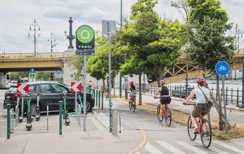 Az Autóklub is véleményezte az új KRESZ-tervezet szövegét